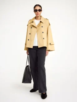 Sale By Malene Birger Alisandra kort trench SandBeige