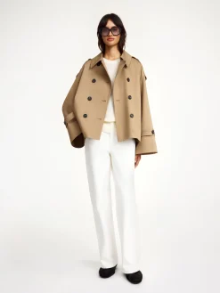 Hot By Malene Birger Alisandra kort trench Fosil