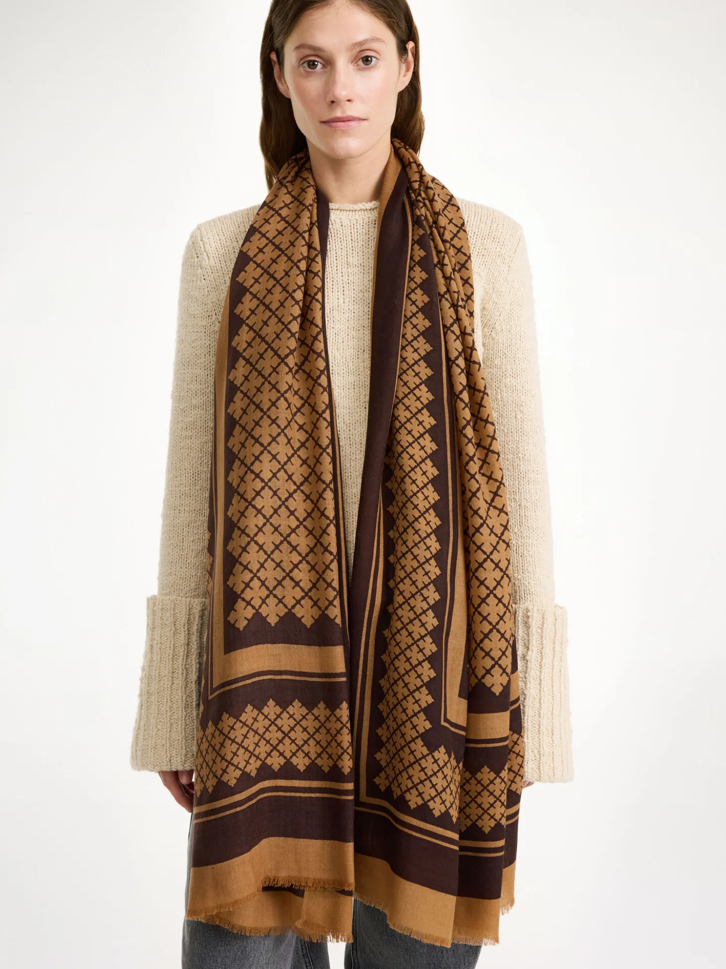 Sale By Malene Birger Julee uldtørklæde Bison