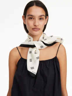 Sale By Malene Birger Monnas t&oslash;rkl&aelig;de i silke SoftWhite