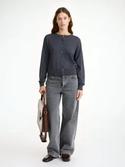 Online By Malene Birger Montie cardigan i merinould Jetgrey