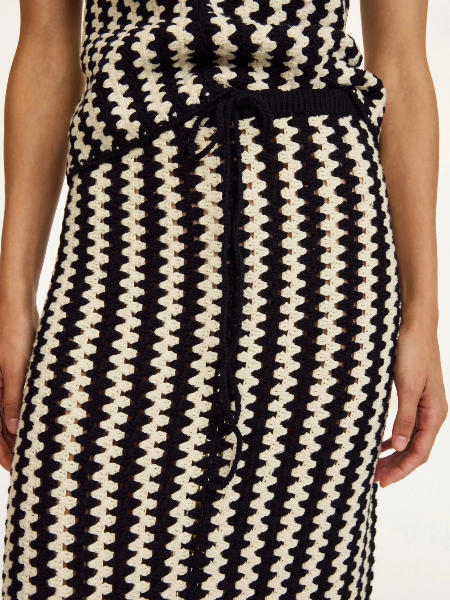 New By Malene Birger Raze nederdel CrochetBlack&White
