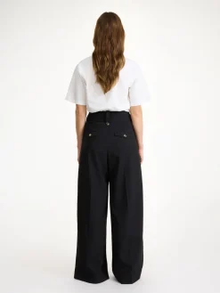 New By Malene Birger Taal h&oslash;jtaljede bukser Black